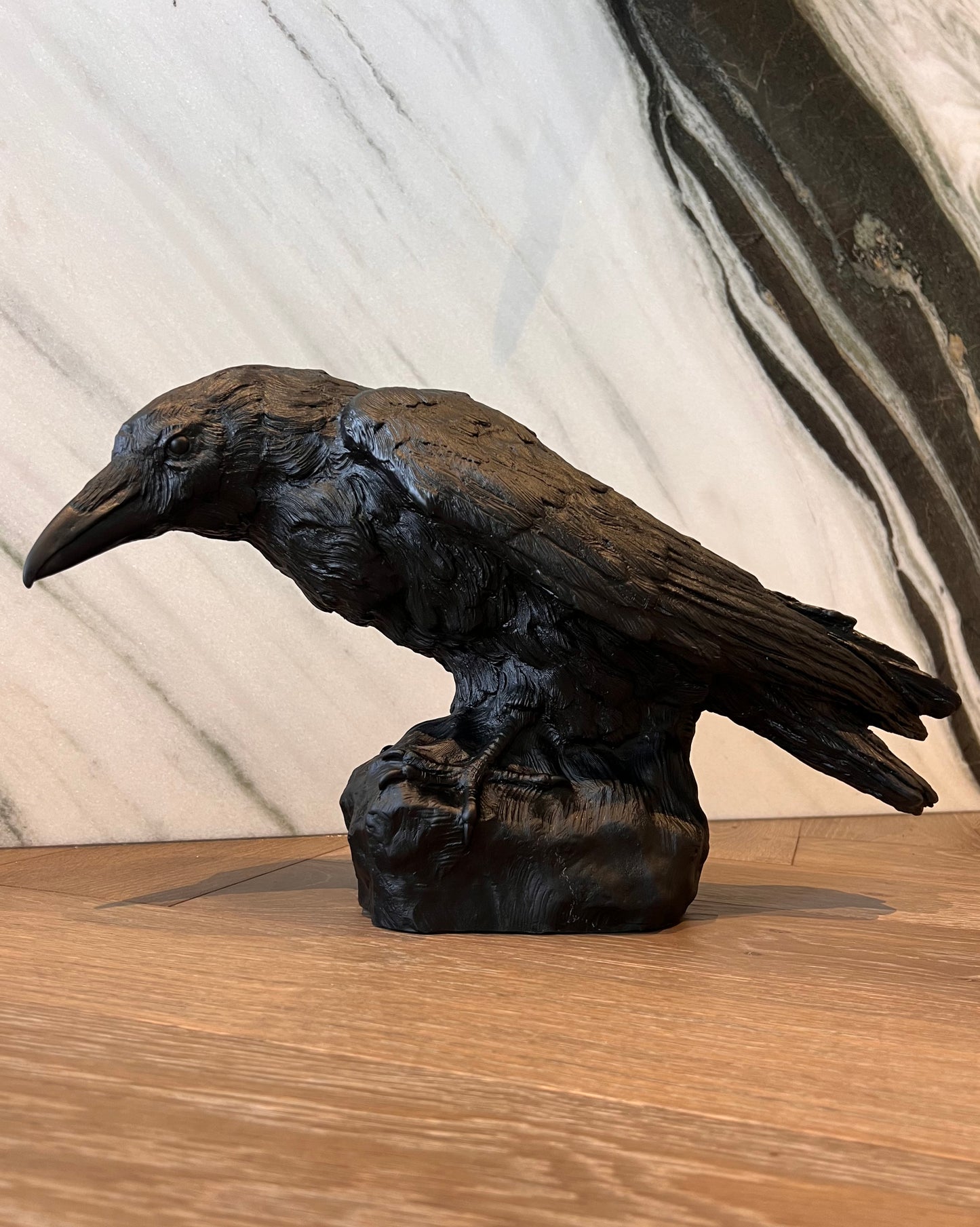 Raven head down, 2005 by Ottmar Hörl